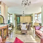 Oceantide Penthouse In London Rd, Sea Point