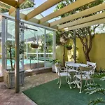 Oceantide Penthouse In London Rd, Sea Point